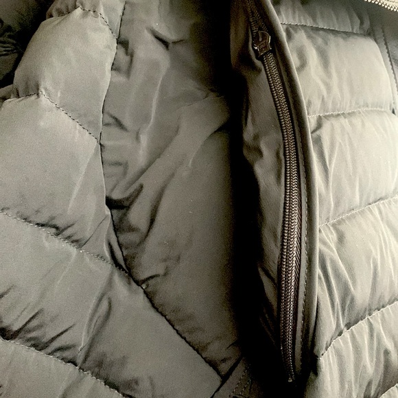 Lululemon - Picture 5 of 5